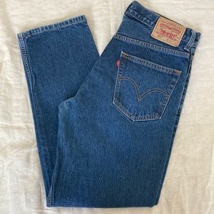 33x32 Men’s Levi’s 550 Relaxed fit jeans. 33 x 32